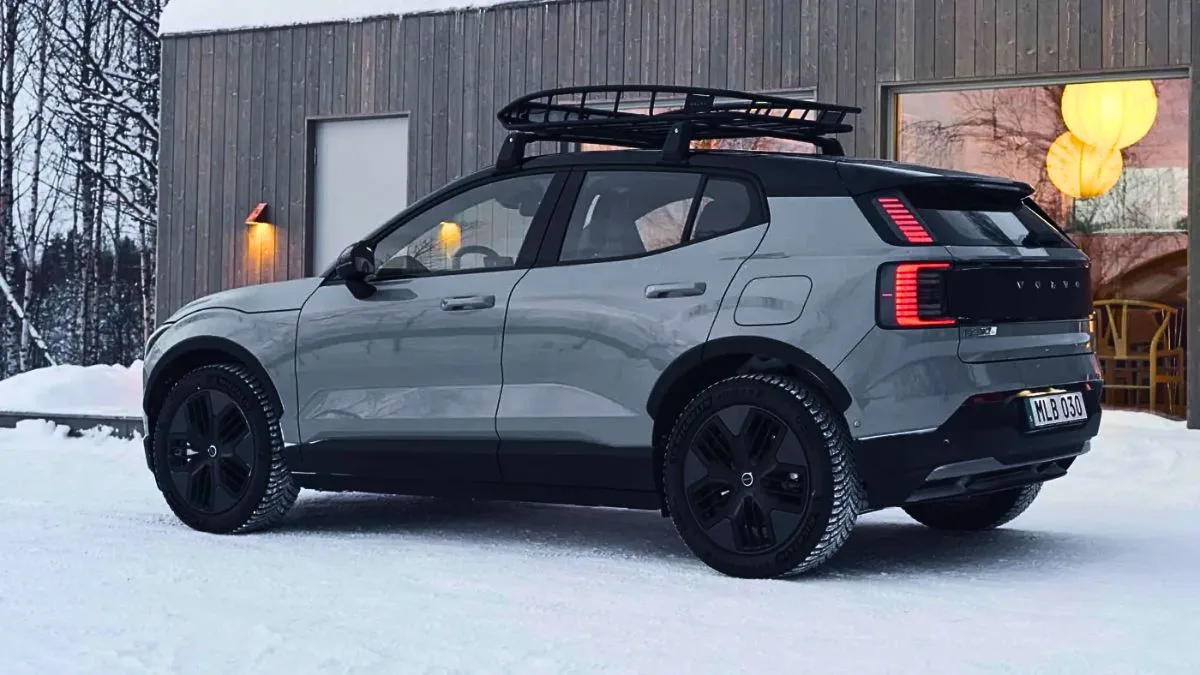 Volvo EX30 Cross Country
